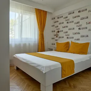 11 Baneasa Airport Bucureşti